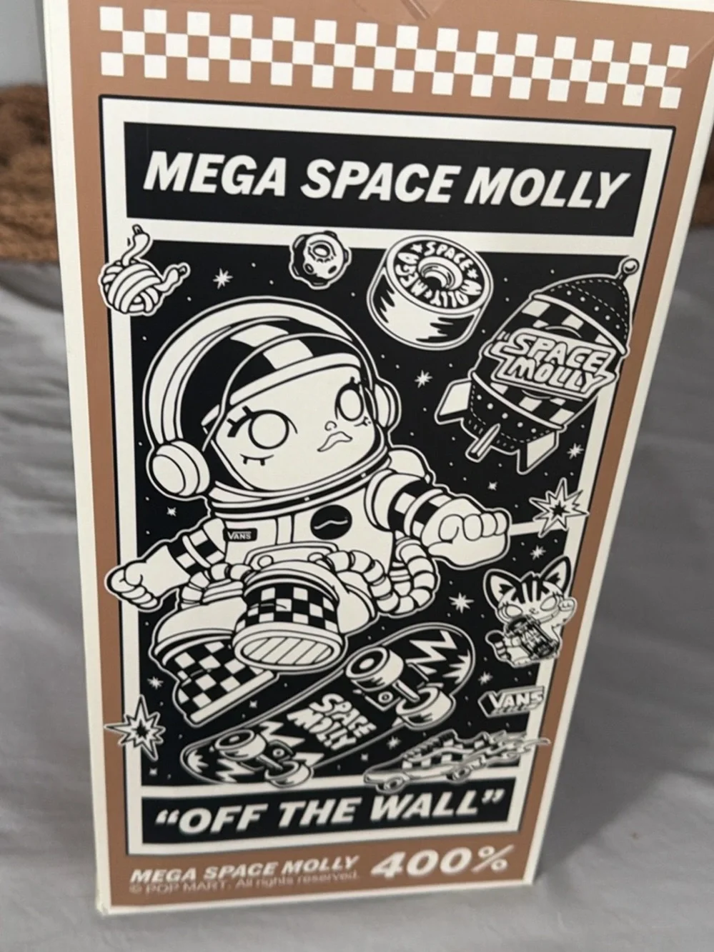 Vans Mega Space Molly Box – Black and Tan Graphic Packaging - Picture 2 of 5